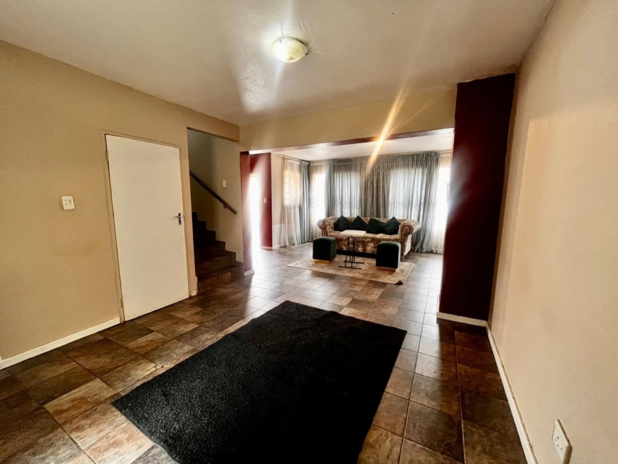 3 Bedroom Property for Sale in Waterval East North West